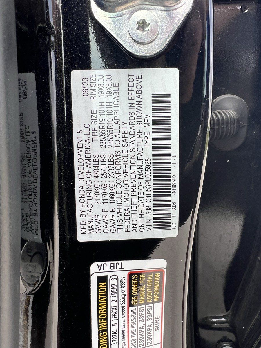 Used 2023 Acura RDX w/ Technology Package FWD image 38