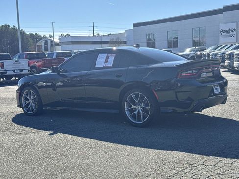 Used 2023 Dodge Charger GT w/ Technology Group image 8