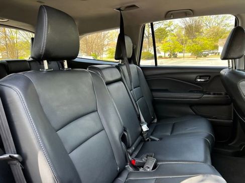 Used 2021 Honda Pilot EX-L image 18