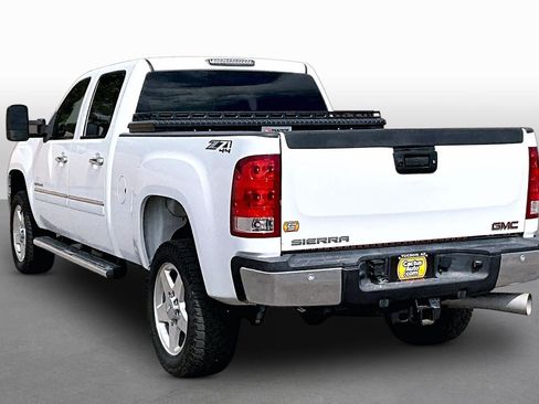 Used 2014 GMC Sierra 2500 SLE w/ Texas Edition AWD/4WD image 11