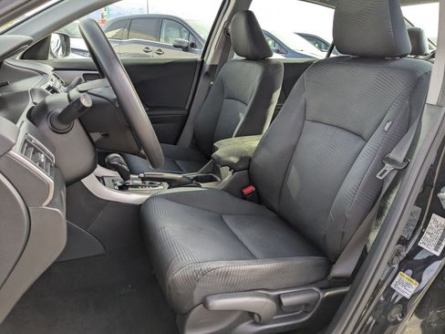 Used 2014 Honda Accord LX image 29