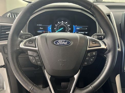 Used 2024 Ford Edge SEL image 15