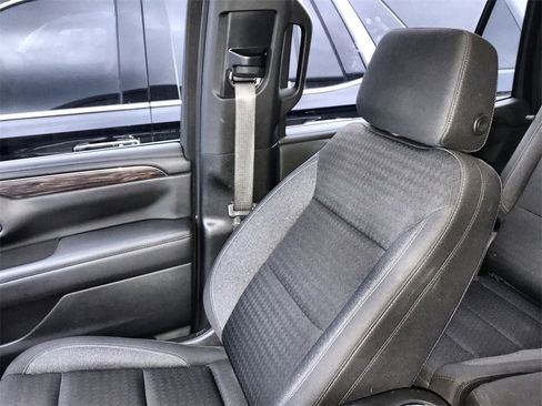 Used 2023 Chevrolet Tahoe LS image 23