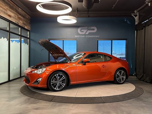 Used 2016 Scion FR-S image 22