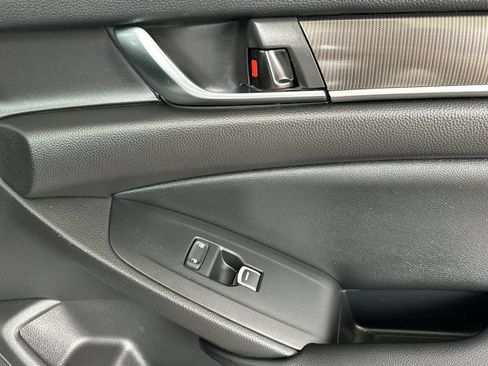 Used 2022 Honda Accord Sport image 21
