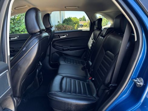 Used 2024 Ford Edge SEL AWD/4WD image 25