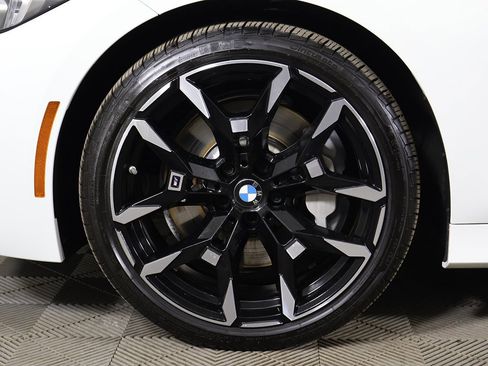 Used 2025 BMW 330i xDrive Sedan w/ M Sport Package image 22