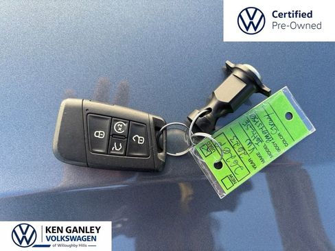 Used 2023 Volkswagen Jetta SE FWD image 28