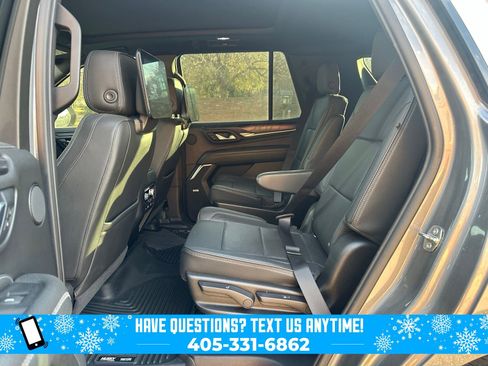 Used 2021 GMC Yukon Denali w/ Denali Premium Package image 20