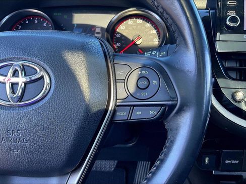 Used 2022 Toyota Camry XSE image 19