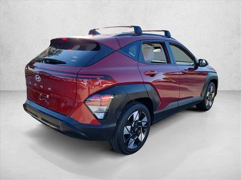 Used 2025 Hyundai Kona SEL image 5