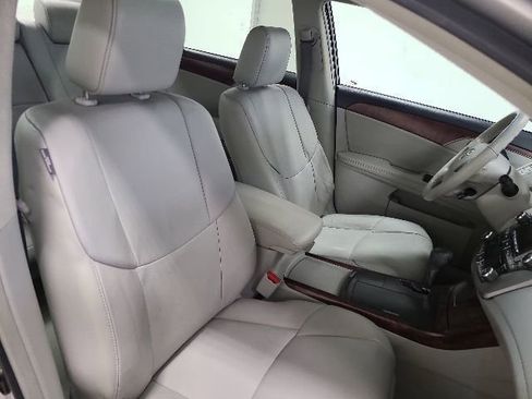 Used 2012 Toyota Avalon FWD image 15