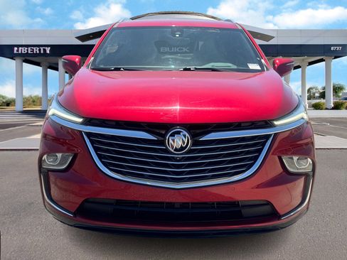Used 2024 Buick Enclave Premium image 8