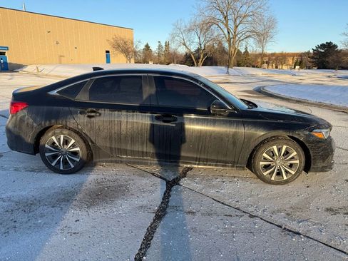 Used 2023 Honda Civic EX image 6