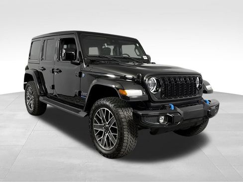 Used 2024 Jeep Wrangler High Altitude AWD/4WD image 4