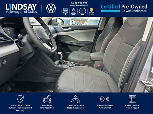 Certified 2022 Volkswagen Taos SE image 11