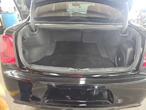 Used 2022 Chrysler 300 S w/ Comfort Group RWD image 13
