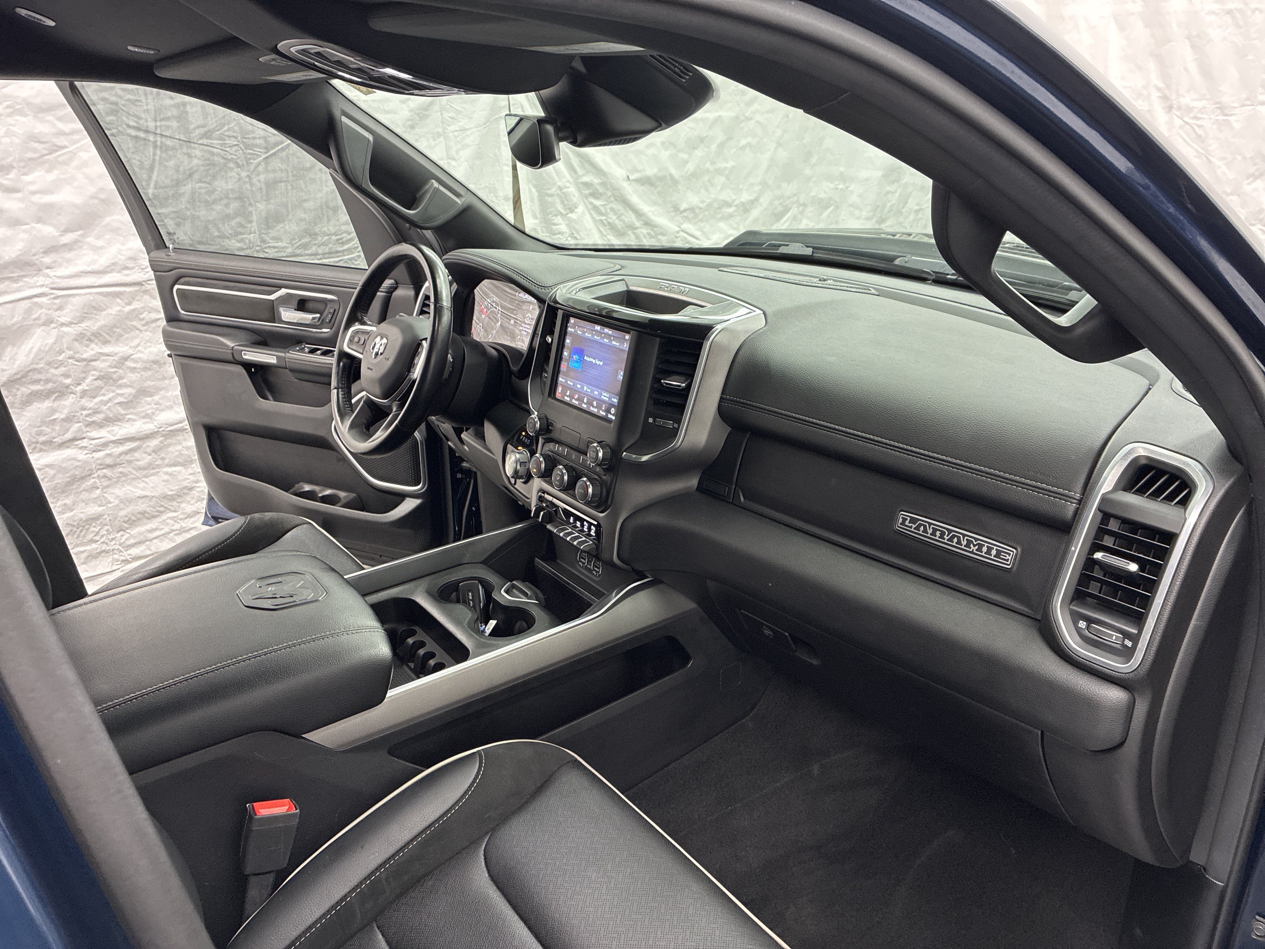 Used 2021 RAM 1500 Laramie w/ Sport Appearance Package AWD/4WD image 14
