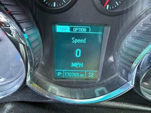 Used 2014 Chevrolet Cruze LTZ w/ Sun, Sound and Sport Package FWD image 22