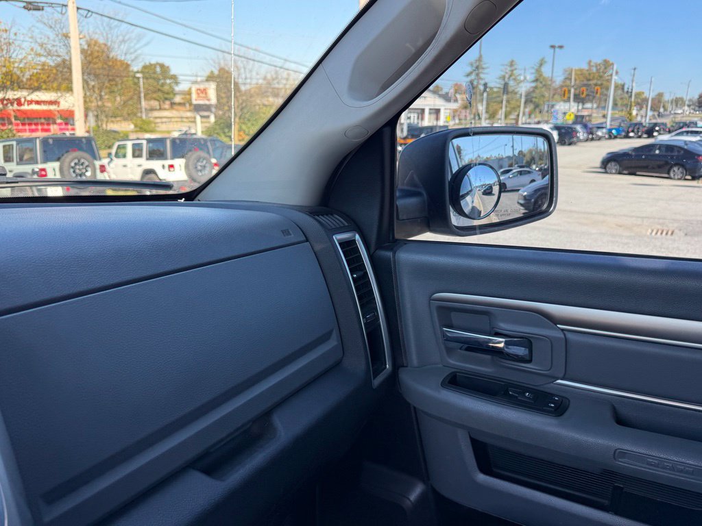 Used 2014 RAM 1500 Classic SLT AWD/4WD image 23