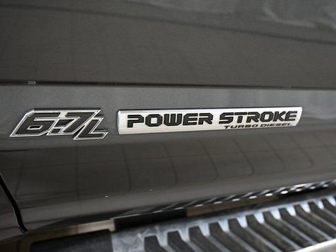 Used 2017 Ford F350 XLT w/ XLT Premium Package AWD/4WD image 21