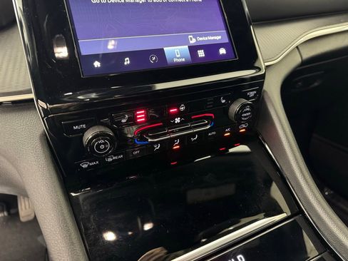 Used 2023 Jeep Grand Cherokee Altitude image 20