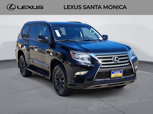 Used 2018 Lexus GX 460 Premium w/ Premium Package AWD/4WD image 3