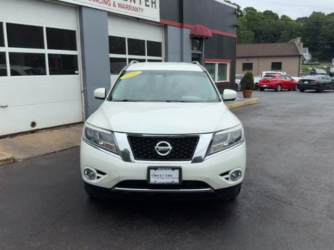 Used 2016 Nissan Pathfinder SL w/ SL Tech Package AWD/4WD image 3