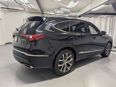 Used 2024 Acura MDX FWD w/ Technology Package image 3