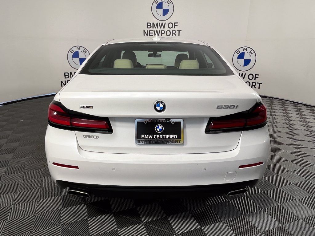 Used 2023 BMW 530i xDrive w/ Premium Package AWD/4WD image 12