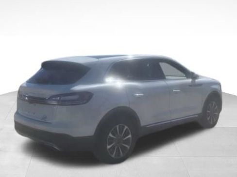 Used 2022 Lincoln Nautilus Reserve AWD/4WD image 10
