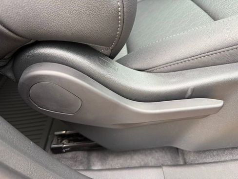 New 2026 Chevrolet Equinox LT w/ Convenience Package II image 33