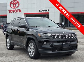 Used 2024 Jeep Compass Latitude AWD/4WD video 1