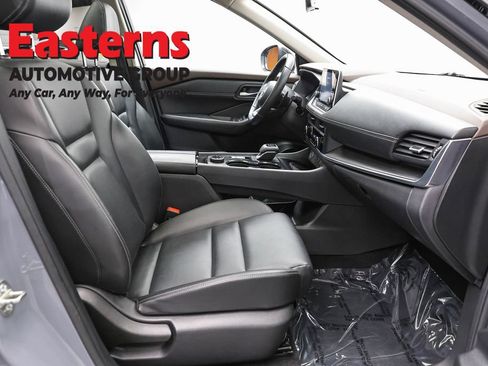 Used 2023 Nissan Rogue SV w/ SV Premium Package AWD/4WD image 26