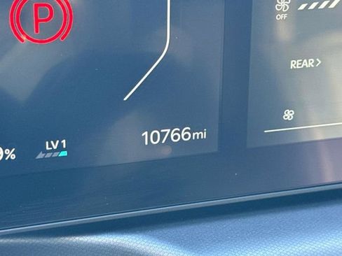 Used 2024 Kia EV9 Light Long Range image 32