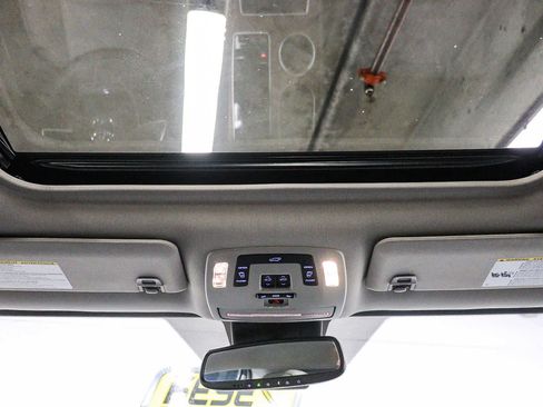 Used 2024 Toyota Sienna XLE w/ XLE Plus Package AWD/4WD image 13