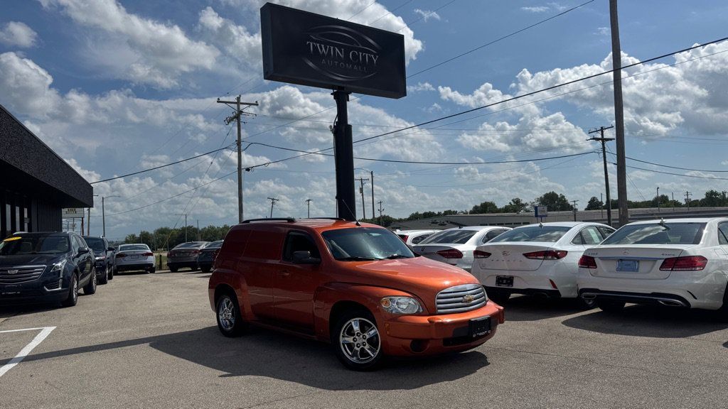 Used 2008 Chevrolet HHR LS FWD image 1