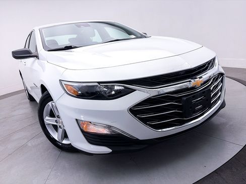 Used 2024 Chevrolet Malibu LS FWD image 7