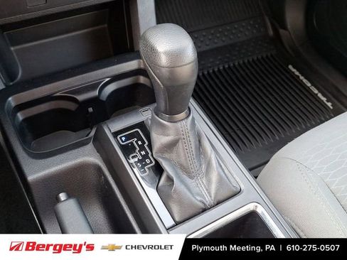 Used 2017 Toyota Tacoma SR w/ Tow Package AWD/4WD image 17