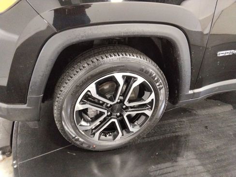 Used 2022 Jeep Compass Limited image 45