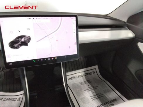 Used 2019 Tesla Model 3 Long Range image 15