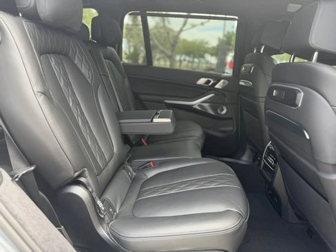 Used 2026 BMW X7 M60i image 27