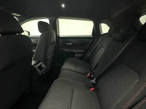 Used 2025 Honda HR-V Sport image 10