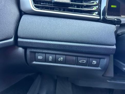 Used 2025 Toyota Camry LE w/ Convenience Package FWD image 20