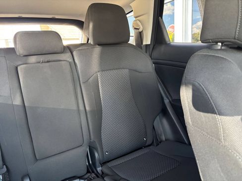Used 2026 Kia Sportage LX FWD image 36