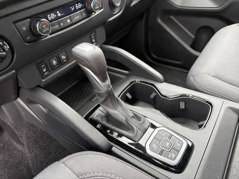 New 2026 Nissan Frontier SV AWD/4WD image 26