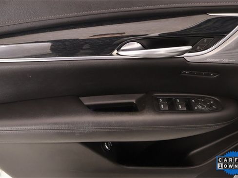 Used 2023 Cadillac XT5 Premium Luxury image 16