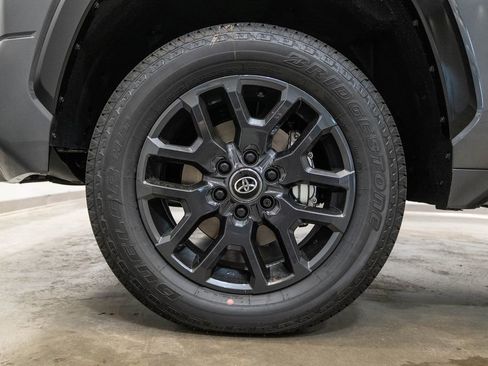 New 2026 Toyota Tundra Platinum AWD/4WD image 11