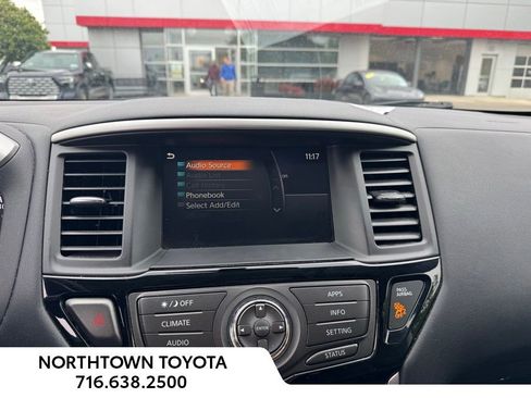 Used 2020 Nissan Pathfinder SV AWD/4WD image 30