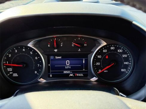 Used 2021 Chevrolet Equinox LT w/ Driver Convenience Package image 23